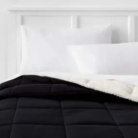 Full/Queen Faux Shearling Washed Microfiber Reversible Comforter Black - Room