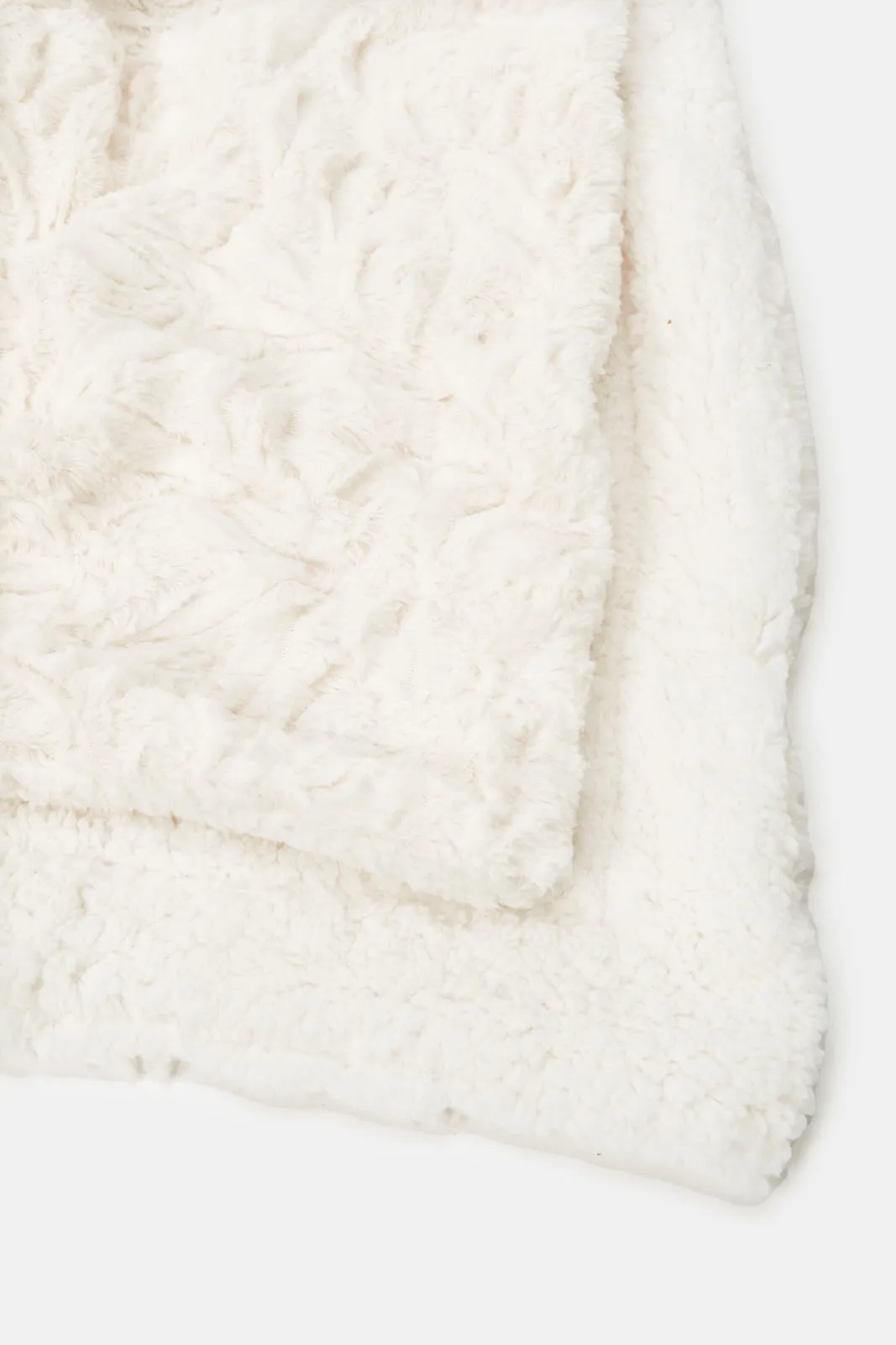Ivory Leaves Reversible Fur Blanket (Single Size)